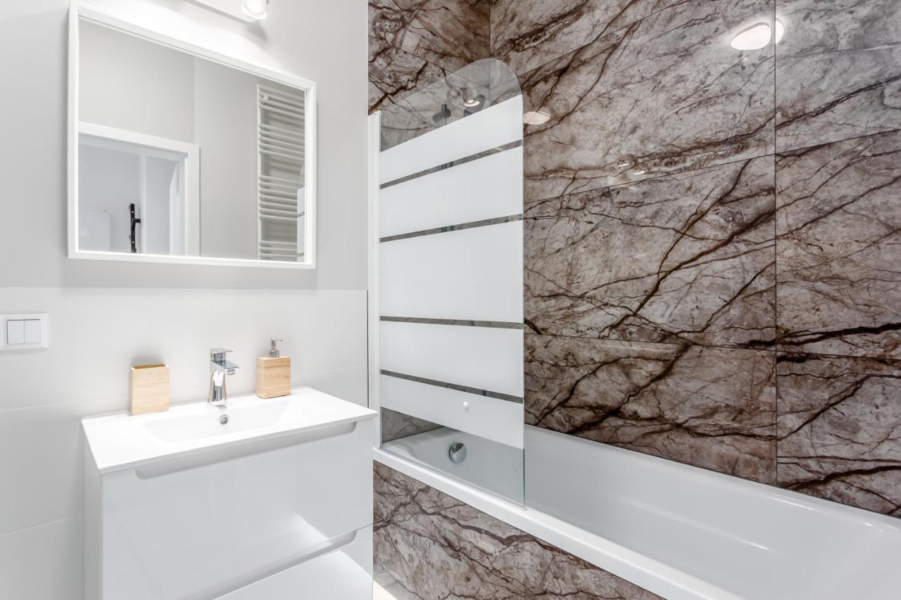 Praga Residence Premium Warsaw Exterior photo